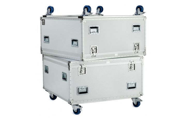 Special supports on the bottom allow the raising and transport of trunks, without any risks of damage.
